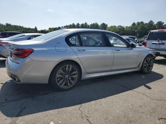  BMW M7 2018 Srebrny