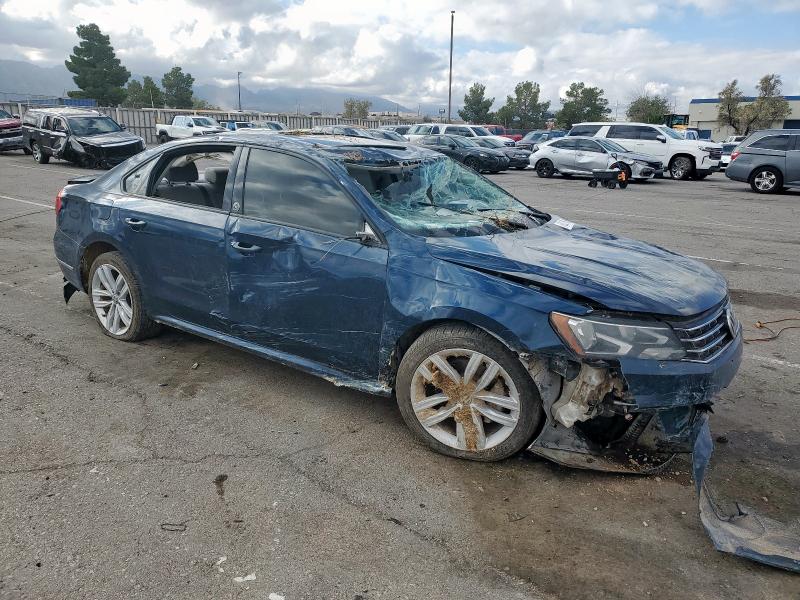  VOLKSWAGEN PASSAT 2019 Granatowy