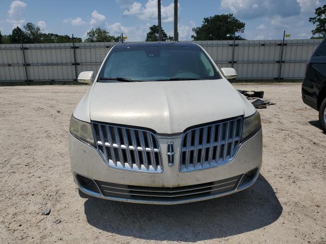 Паркетники LINCOLN MKT 2012 Белы