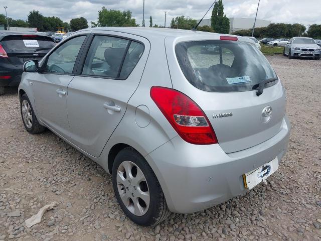 2011 HYUNDAI I20 COMFOR