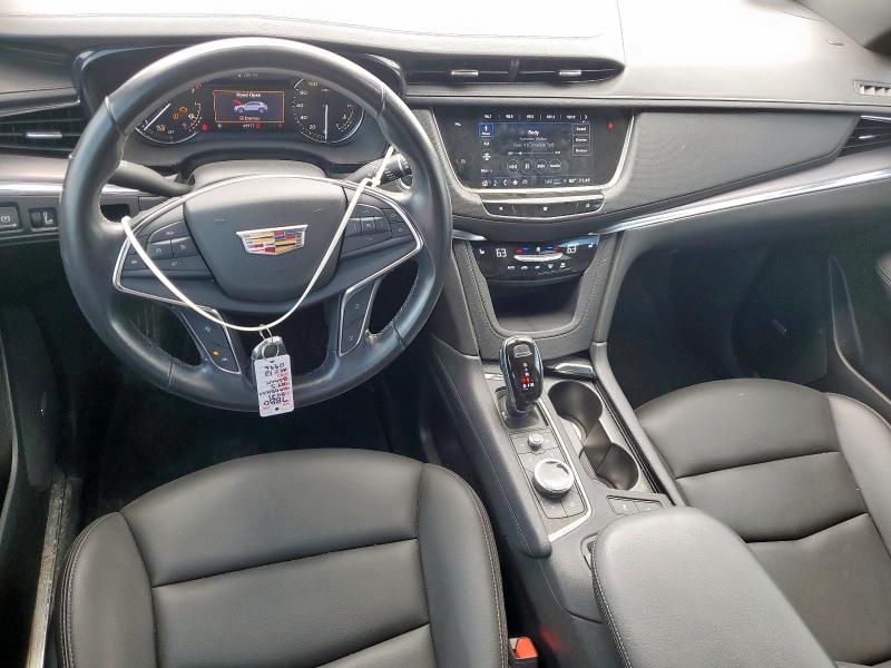  CADILLAC XT5 2021 Czarny