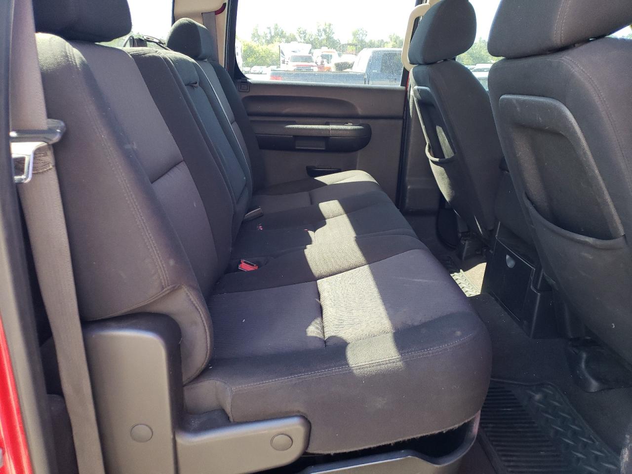 2010 GMC Sierra K2500 Sle VIN: 1GT4K0B64AF110853 Lot: 64827345