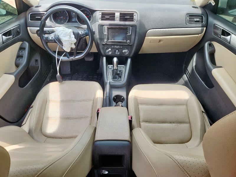  VOLKSWAGEN JETTA 2017 Белый