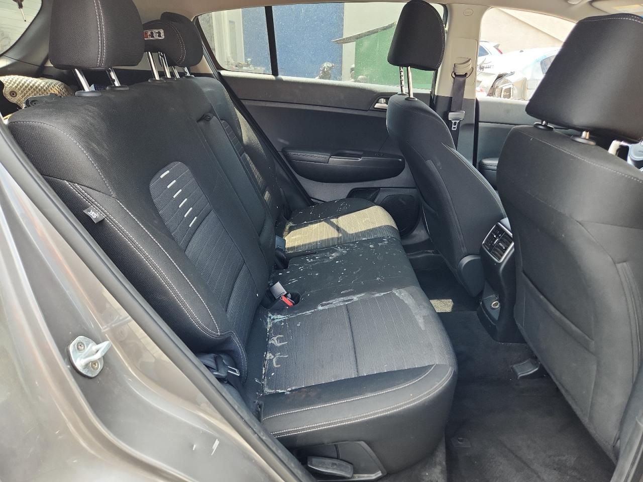2018 Kia Sportage Lx VIN: KNDPMCAC5J7389644 Lot: 64280165