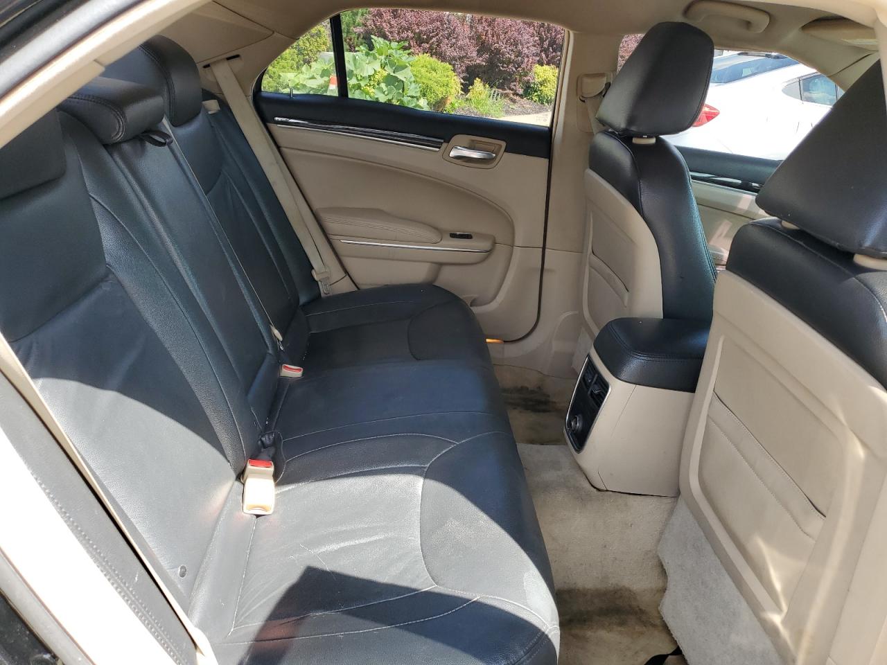 2014 Chrysler 300 VIN: 2C3CCARG3EH384244 Lot: 63784355
