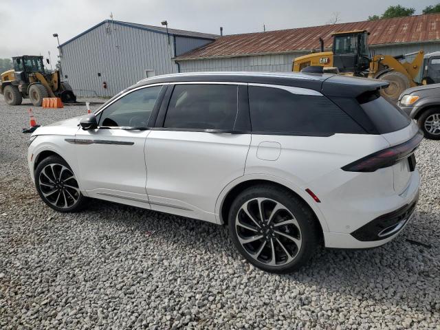  LINCOLN NAUTILUS 2024 Белы