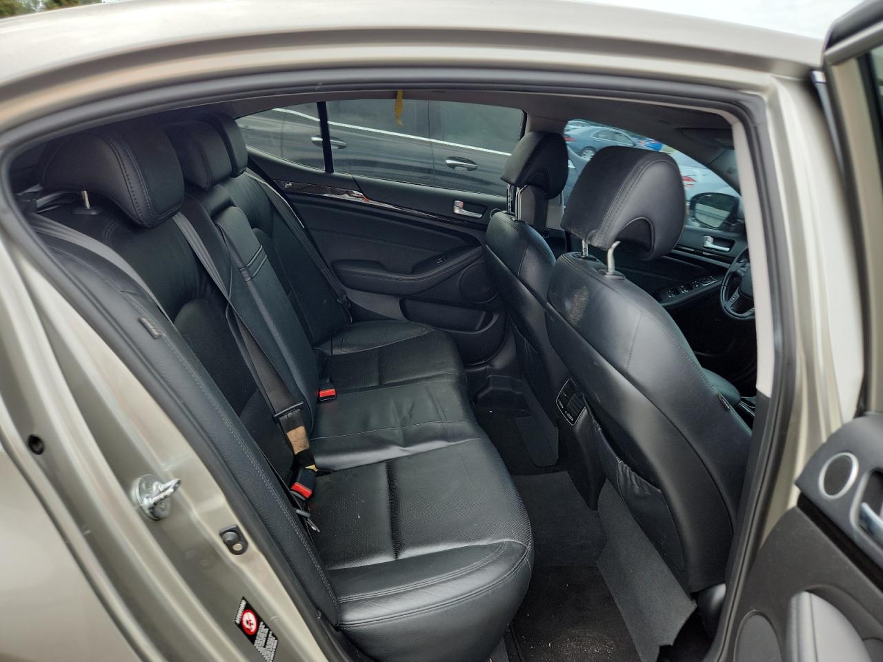 2015 Kia Cadenza Premium VIN: KNALN4D79F5171173 Lot: 62956305