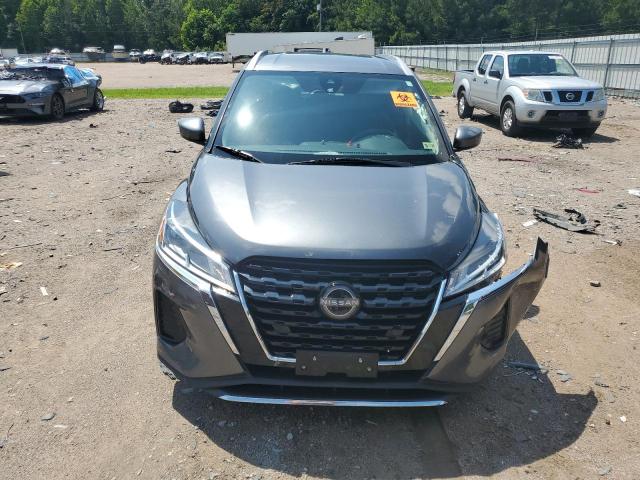  NISSAN KICKS 2022 Серый