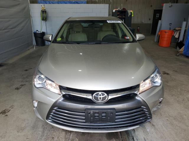 Sedans TOYOTA CAMRY 2015 Gold