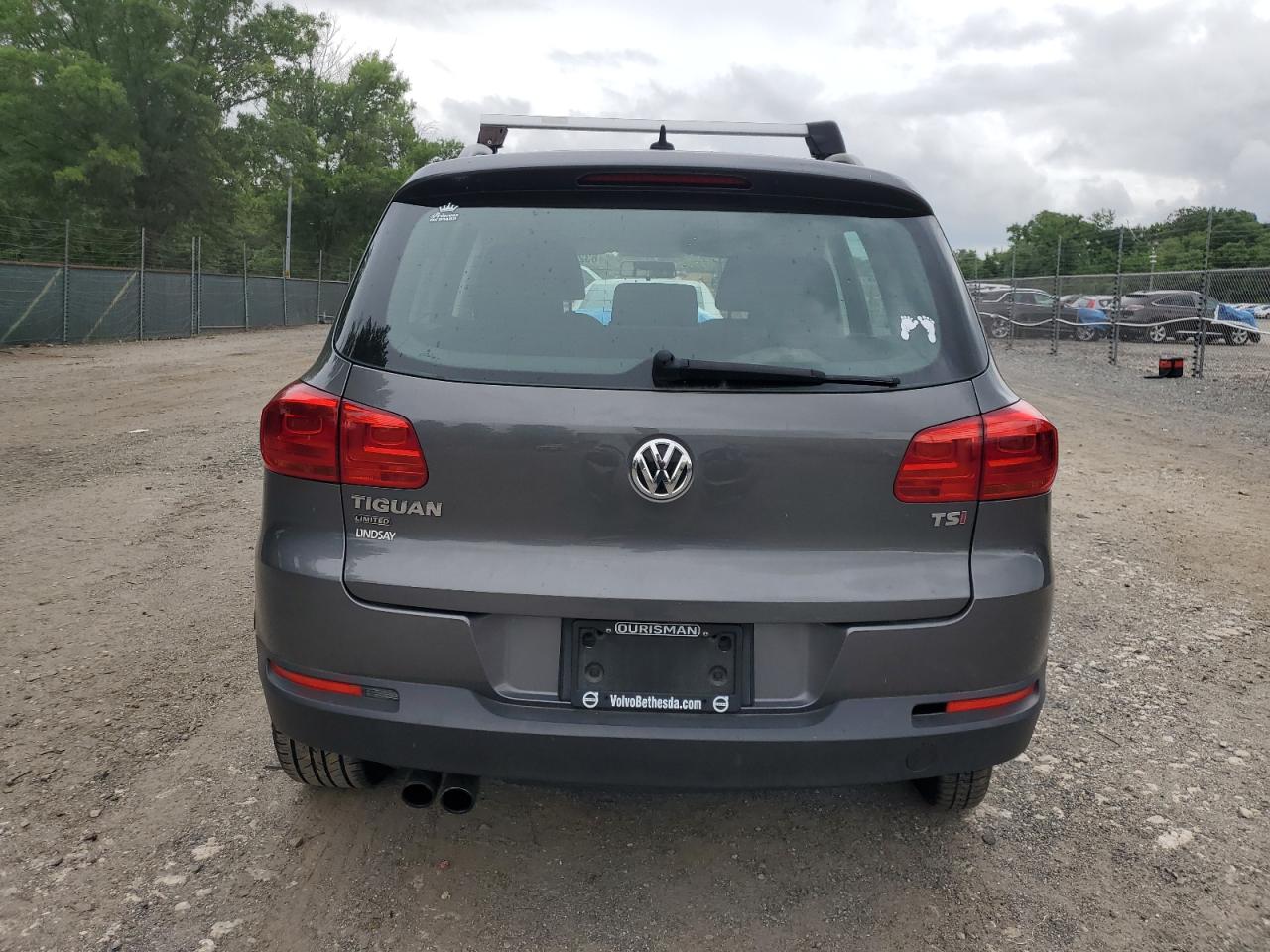 2017 Volkswagen Tiguan S VIN: WVGAV7AX4HK048915 Lot: 63210855