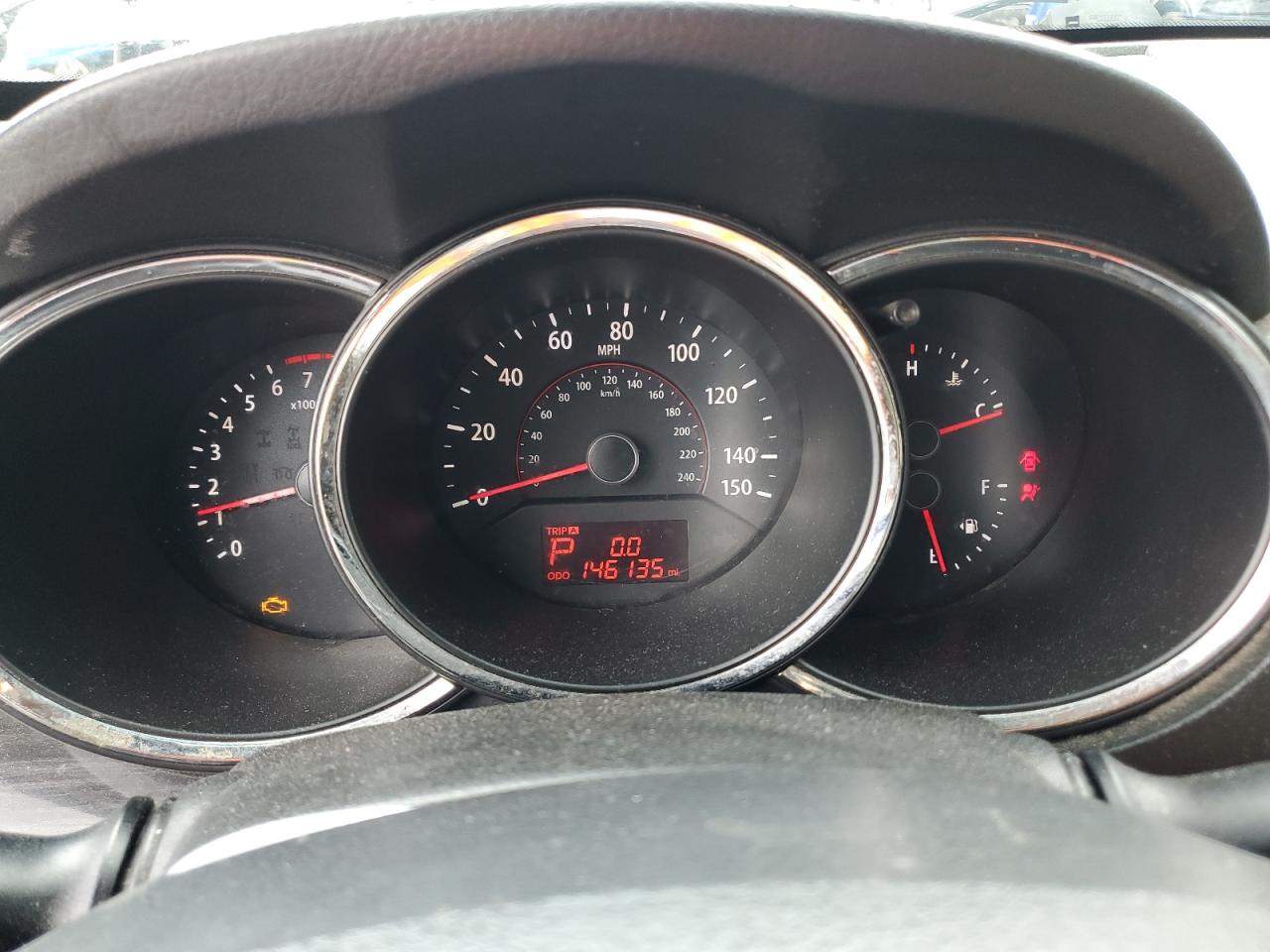 2011 Kia Sorento Base VIN: 5XYKT3A13BG126584 Lot: 64105165