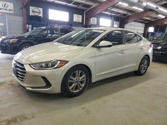 Sedans HYUNDAI ELANTRA 2017 Srebrny