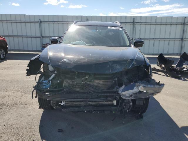  NISSAN ROGUE 2018 Czarny