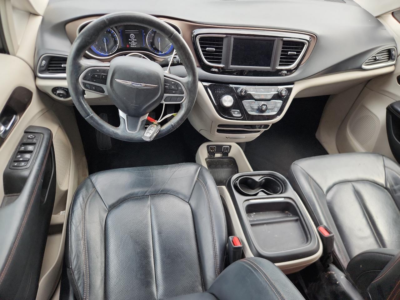 2019 Chrysler Pacifica Touring L VIN: 2C4RC1BG0KR708773 Lot: 64085895