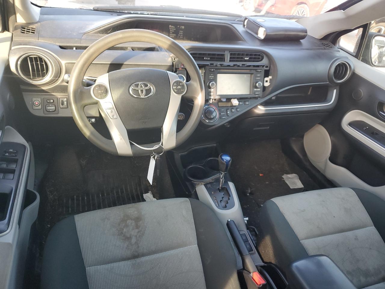 2014 Toyota Prius C VIN: JTDKDTB31E1075958 Lot: 64936615
