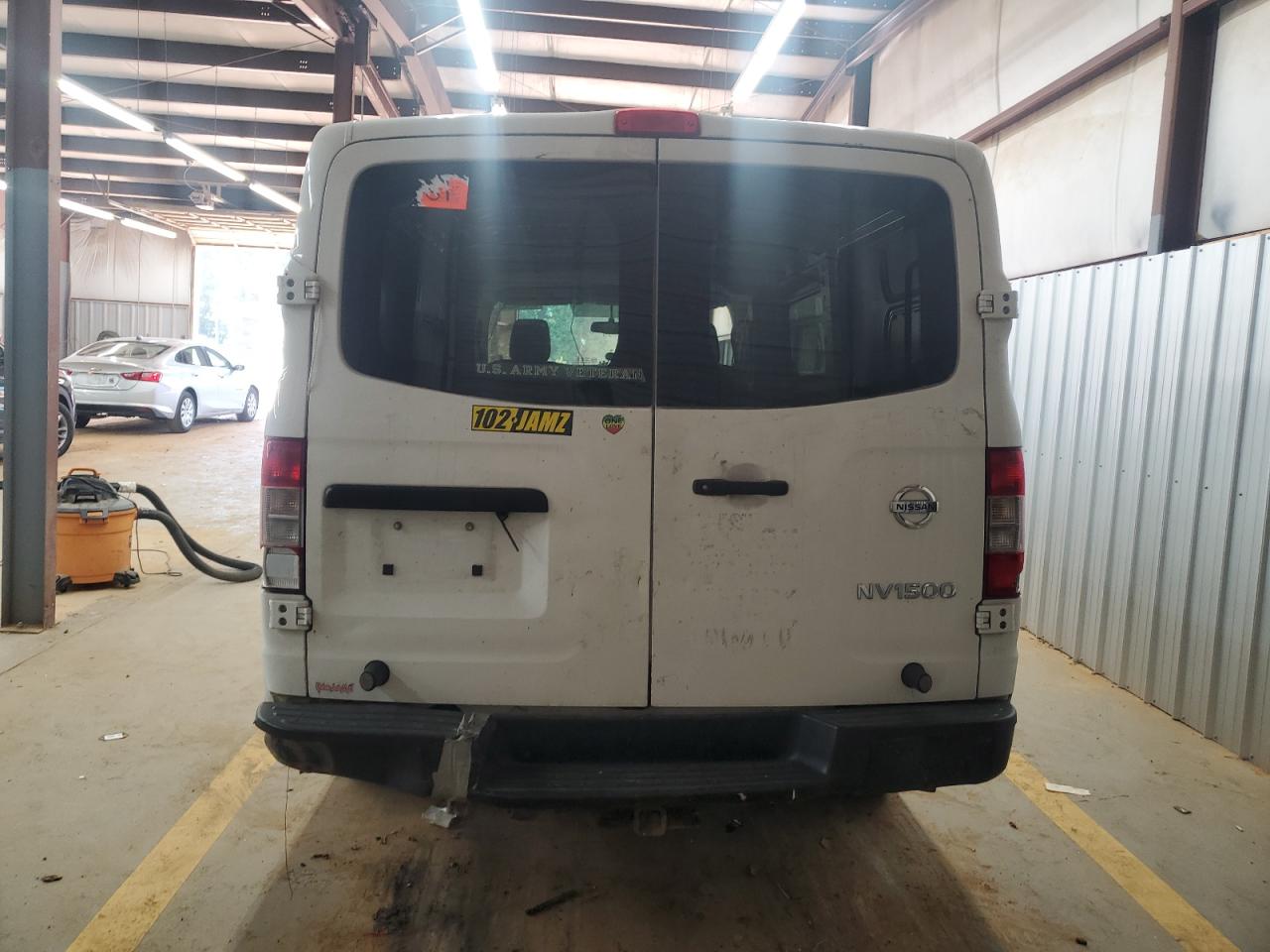 1n6bf0kl1fn805979 1N6BF0KL1FN805979 2015 Nissan Nv 1500