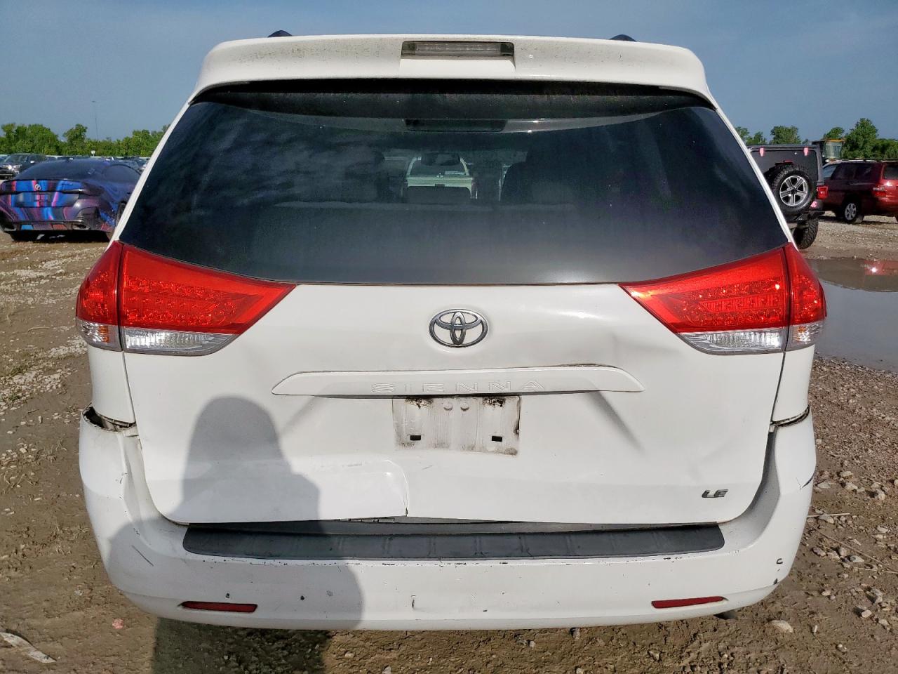2014 Toyota Sienna Le VIN: 5TDKK3DC0ES433847 Lot: 63260025