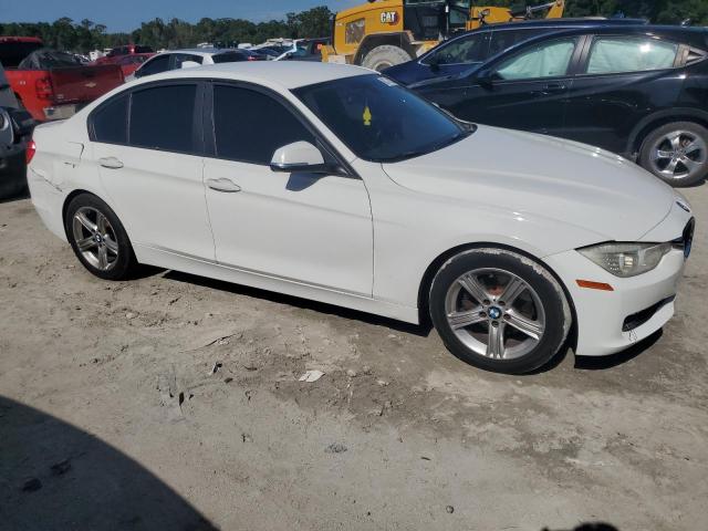  BMW 3 SERIES 2012 Белы