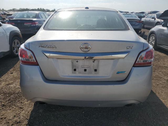 Sedans NISSAN ALTIMA 2013 Srebrny