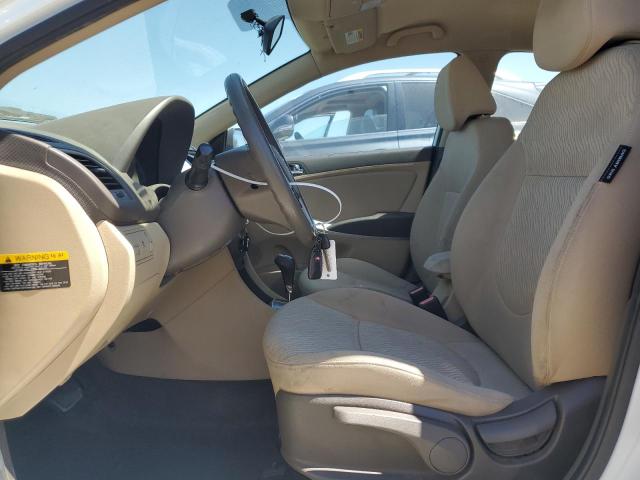  HYUNDAI ACCENT 2012 Белы