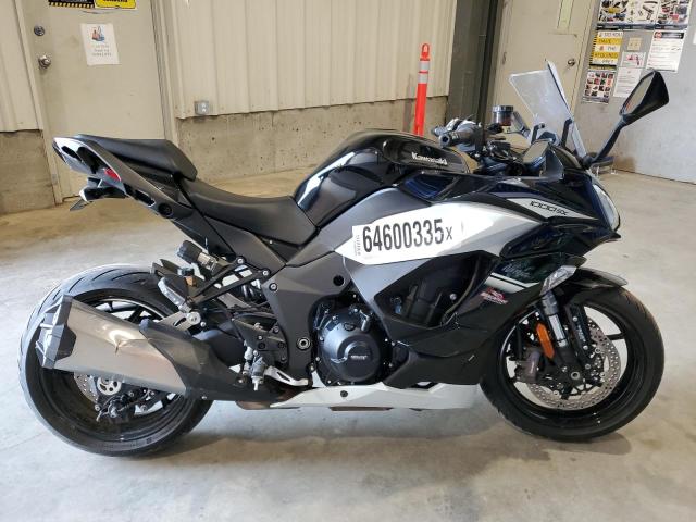 2022 KAWASAKI ZX1002 K   à vendre chez Copart AB - CALGARY