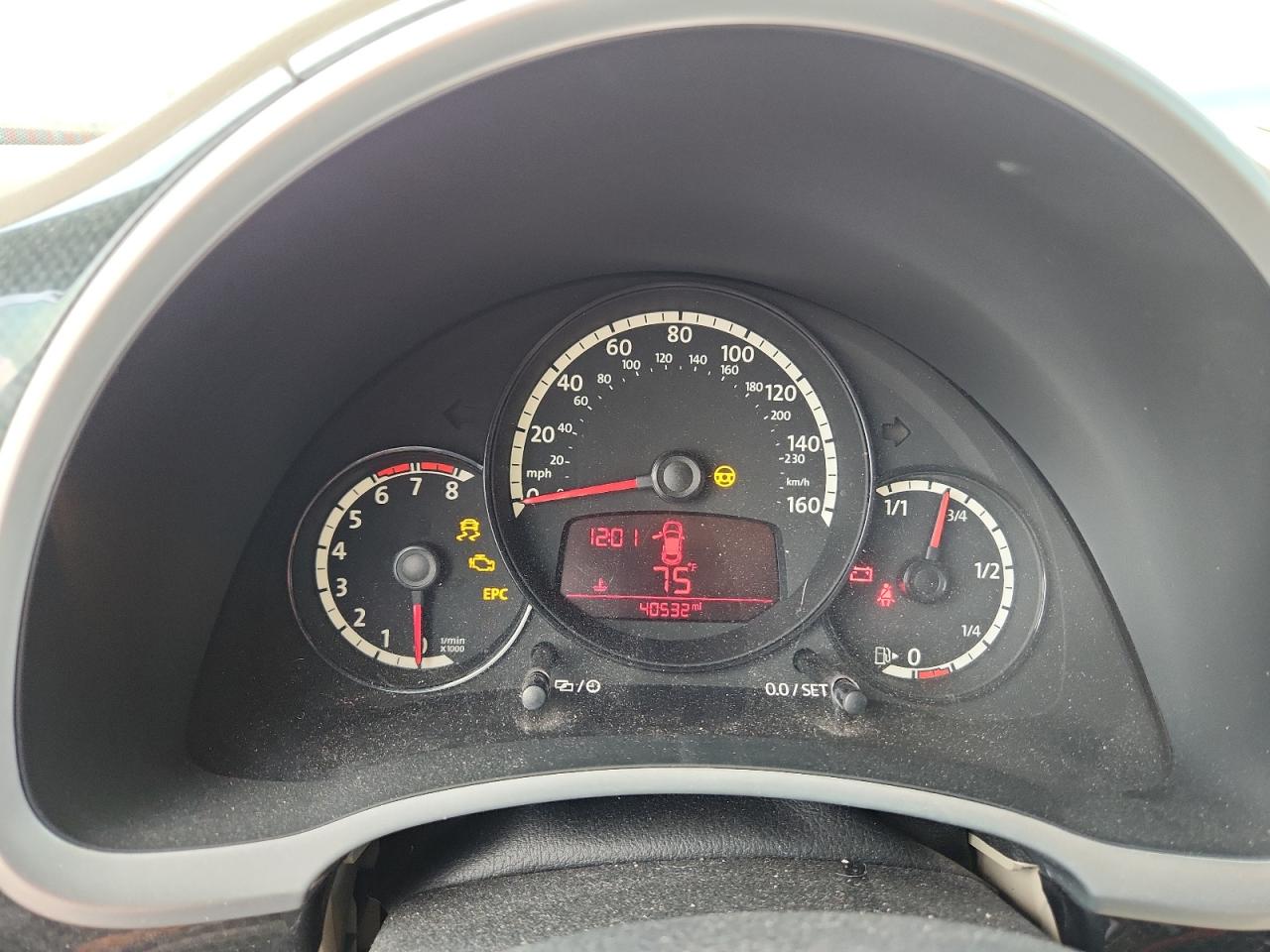 2013 Volkswagen Beetle Turbo VIN: 3VW8S7ATXDM827888 Lot: 64298355