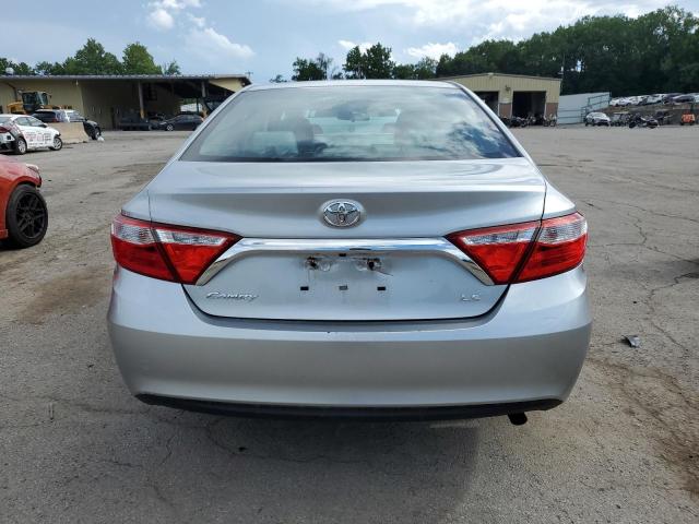 Sedans TOYOTA CAMRY 2015 Silver