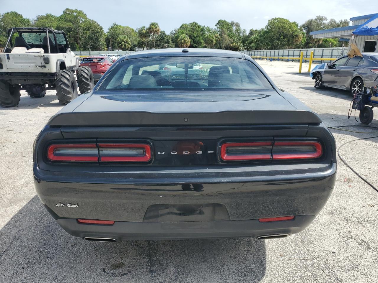 2019 Dodge Challenger Sxt VIN: 2C3CDZAGXKH739641 Lot: 63986865