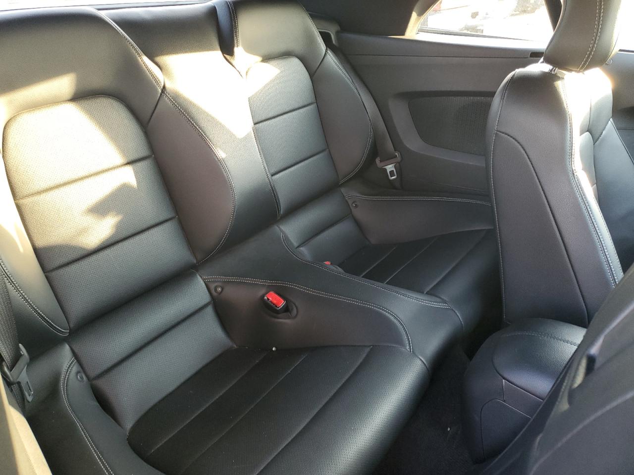 2016 Ford Mustang VIN: 1FATP8UHXG5253840 Lot: 64313995