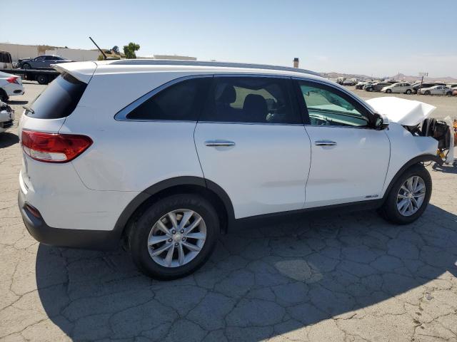  KIA SORENTO 2016 Белый