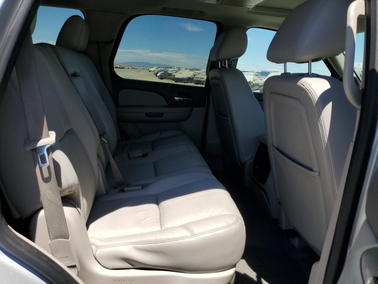 2013 Chevrolet Tahoe K1500 Lt VIN: 1GNSKBE04DR106631 Lot: 65471445