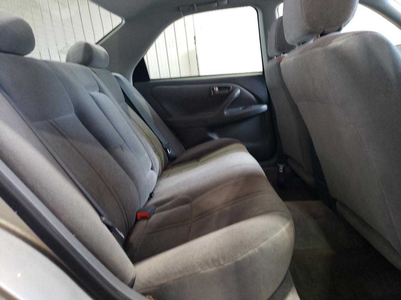 2000 Toyota Camry Ce VIN: 4T1BG22K2YU007014 Lot: 63970315