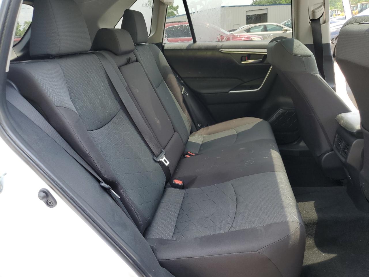 2024 Toyota Rav4 Xle VIN: 2T3W1RFV9RW336656 Lot: 63750565