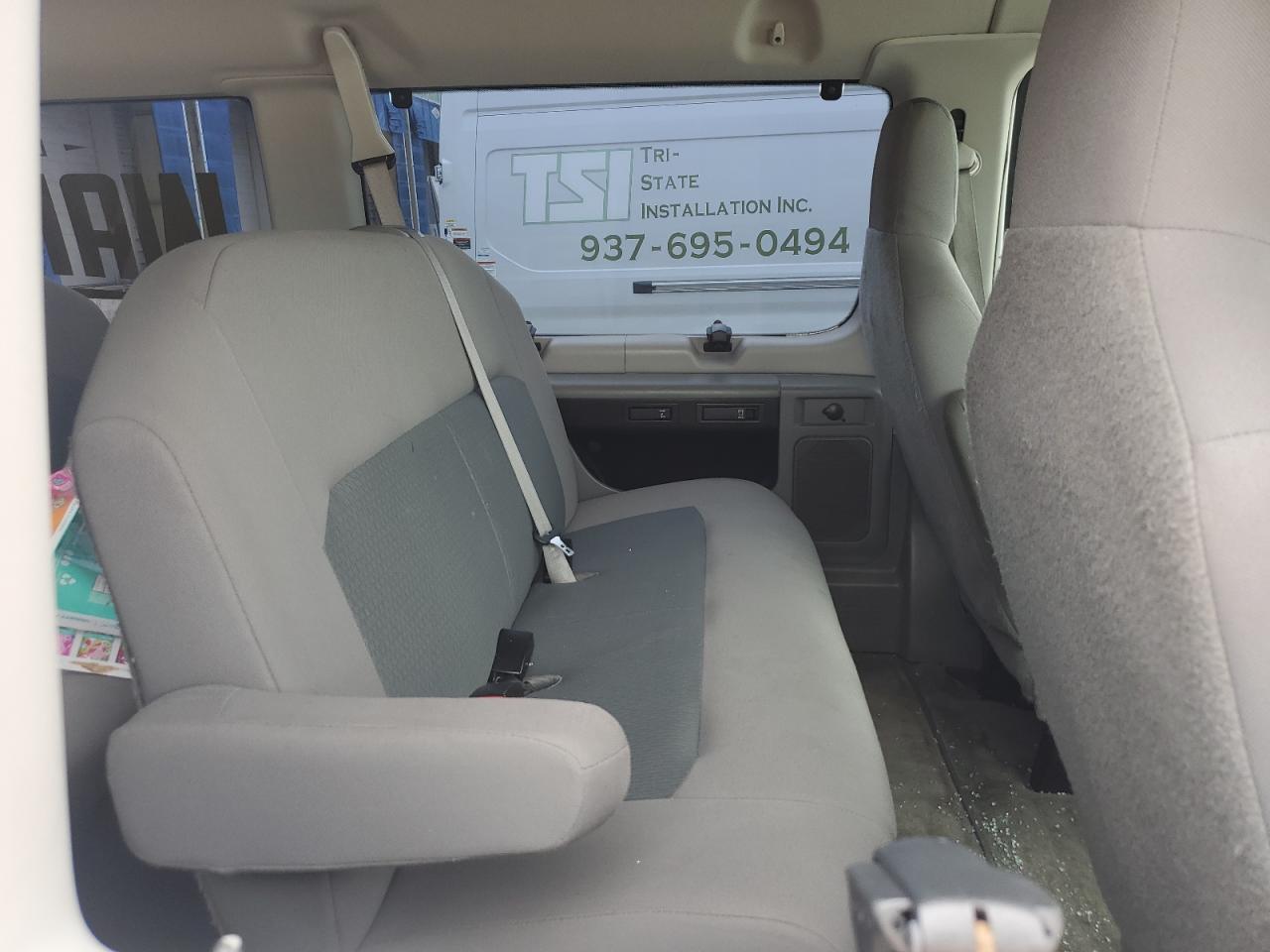 2008 Ford Econoline E350 Super Duty Wagon VIN: 1FBSS31L38DB14547 Lot: 65207915