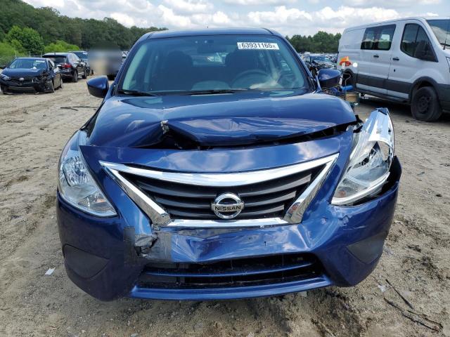 NISSAN VERSA 2019 Синий