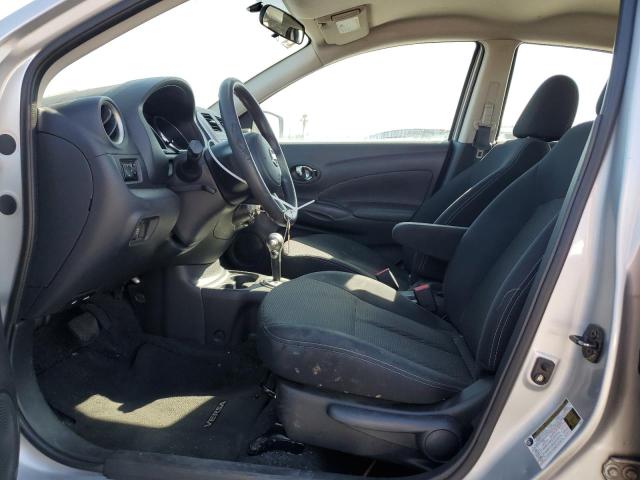 Седаны NISSAN VERSA 2014 Серебристый