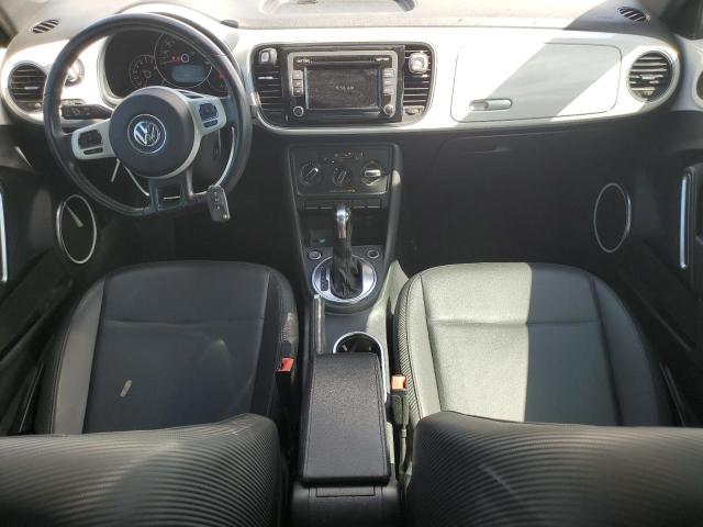 Hatchbacks VOLKSWAGEN BEETLE 2012 Biały