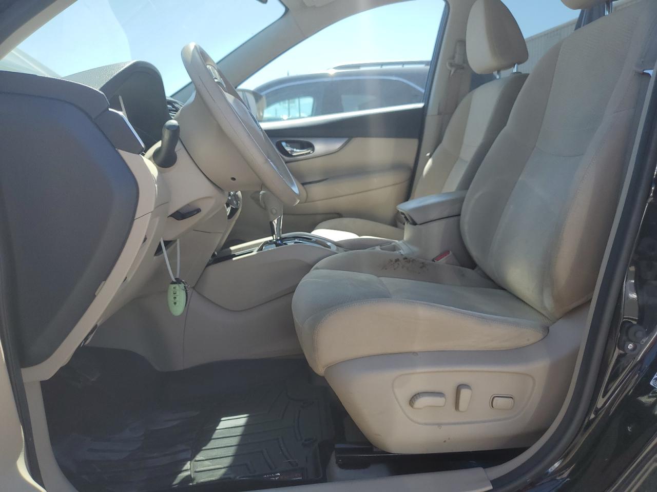 2015 Nissan Rogue S VIN: KNMAT2MV9FP501188 Lot: 65288025