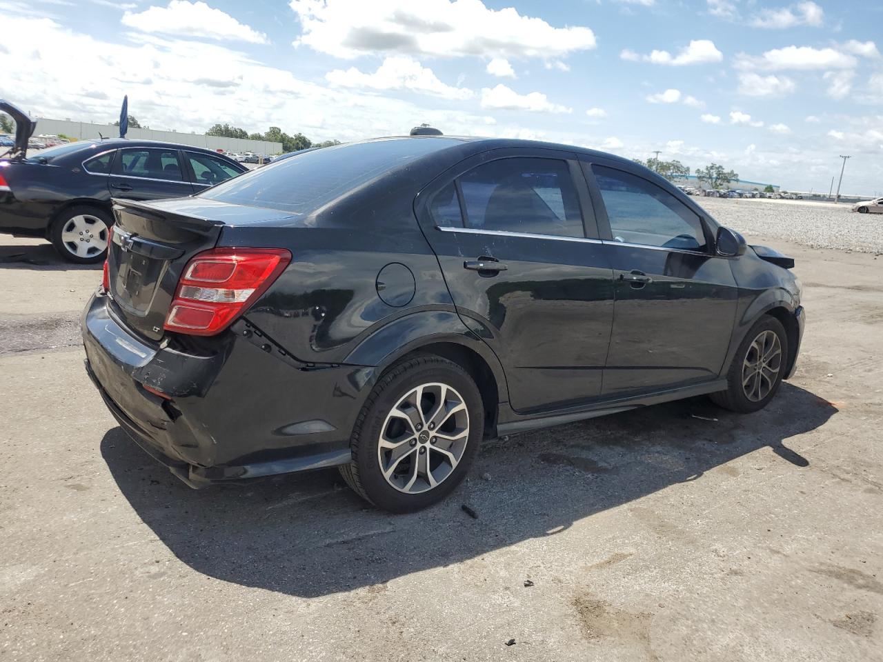 1G1JD5SH2J4137632 CHEVROLET SONIC 2018