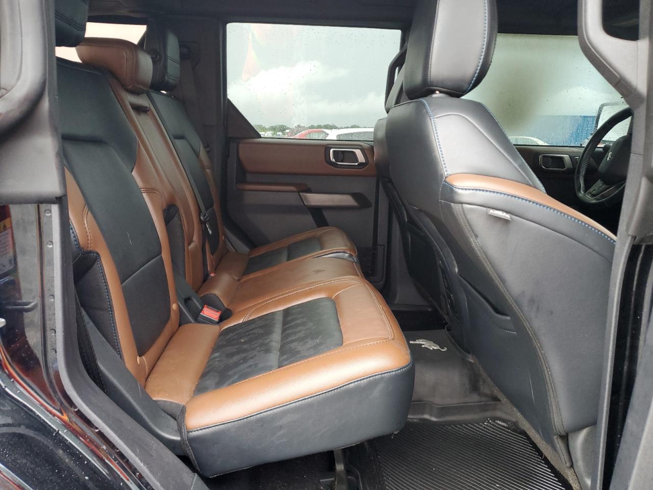 2021 Ford Bronco Base VIN: 1FMDE5BH1MLA92660 Lot: 63406675