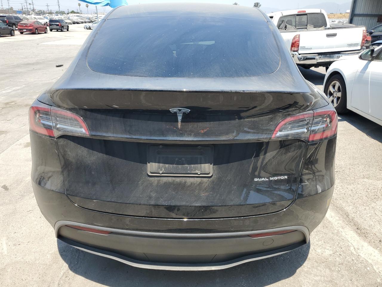 2022 Tesla Model Y VIN: 7SAYGDEE2NF486851 Lot: 64903125