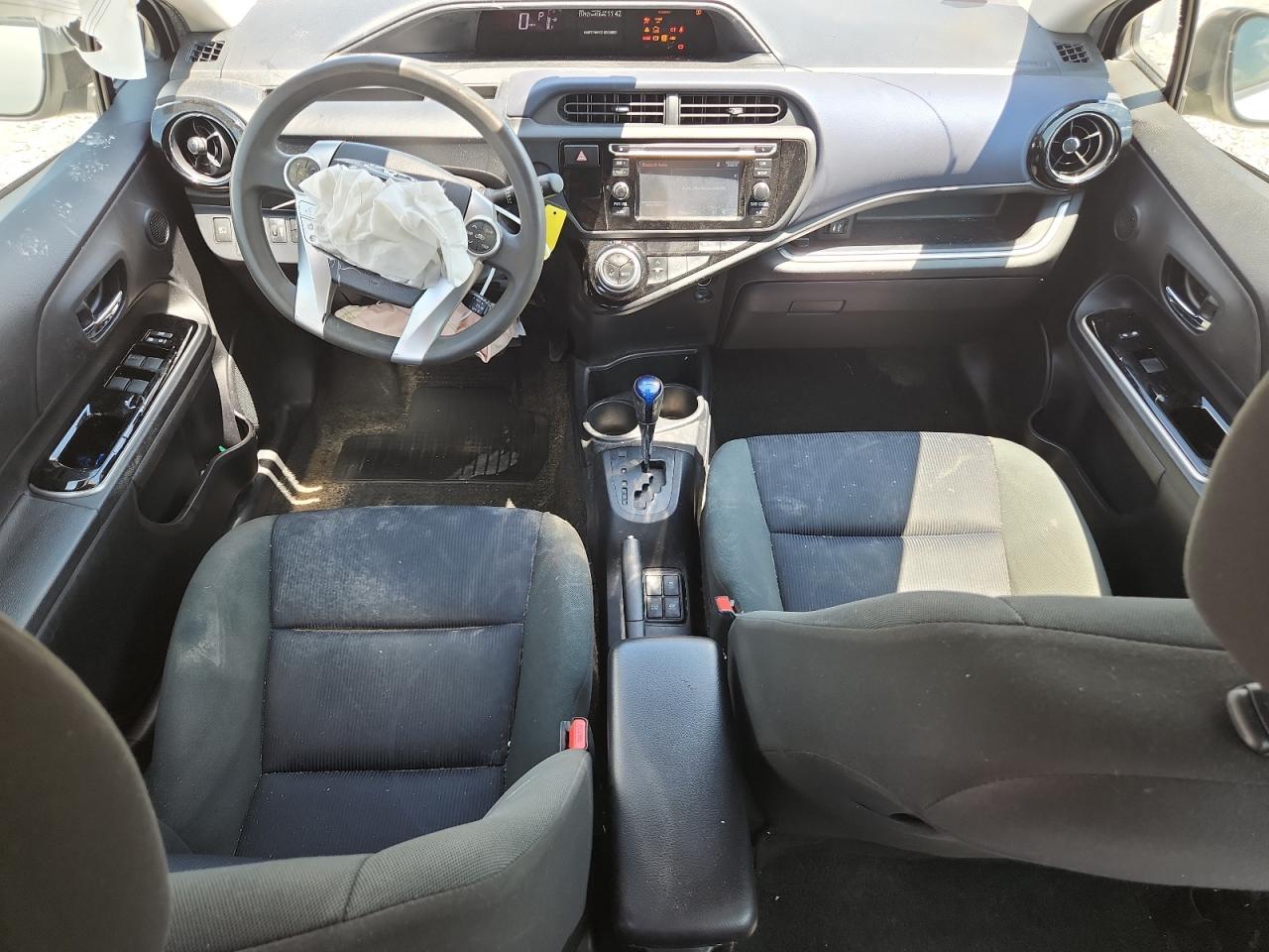 2017 Toyota Prius C VIN: JTDKDTB33H1591579 Lot: 63349315