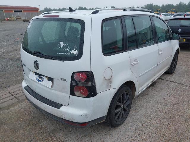 2010 VOLKSWAGEN TOURAN MAT