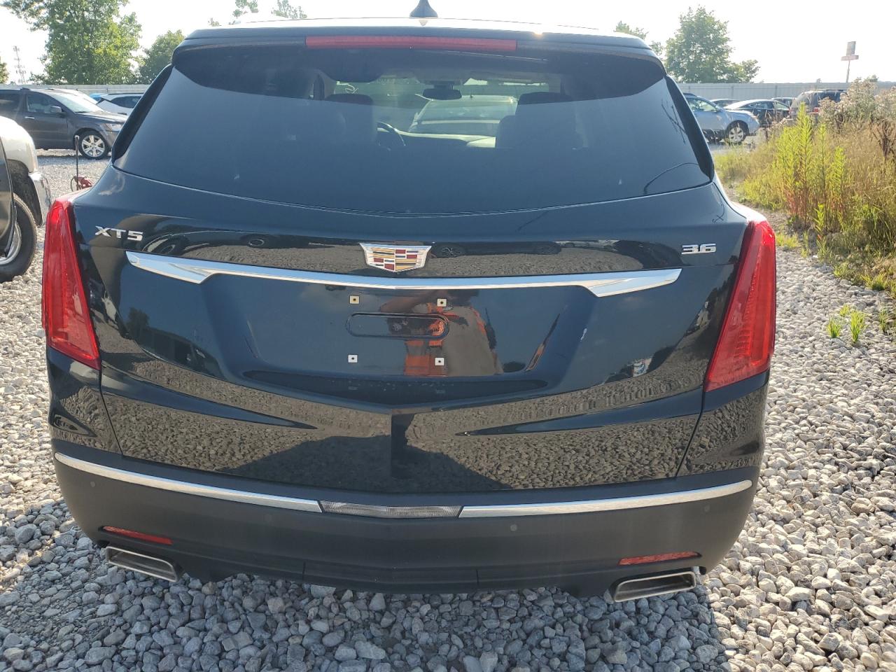 2017 Cadillac Xt5 Luxury VIN: 1GYKNBRS1HZ209632 Lot: 65028785
