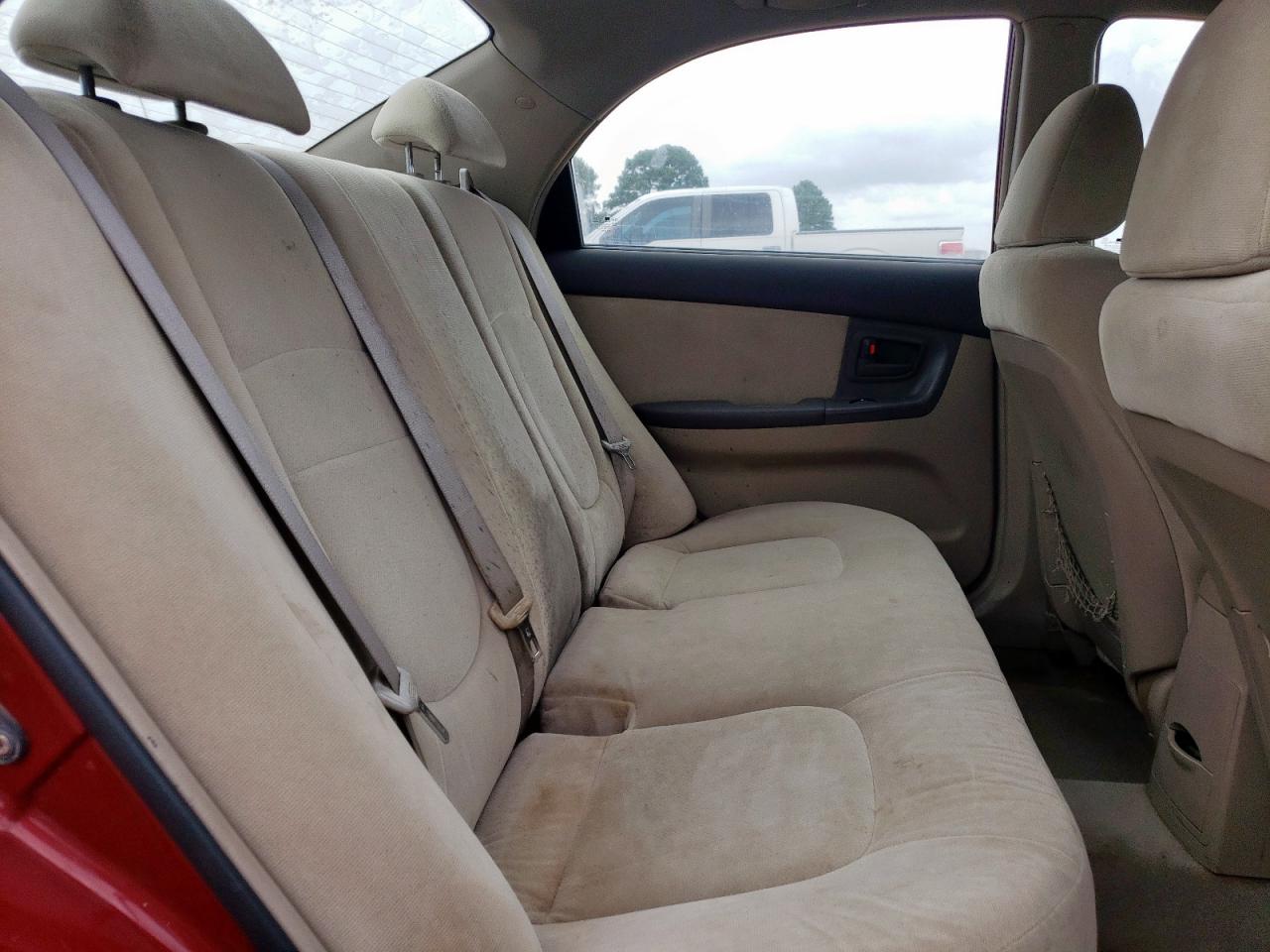 2005 Kia Spectra Lx VIN: KNAFE121055165643 Lot: 63760345