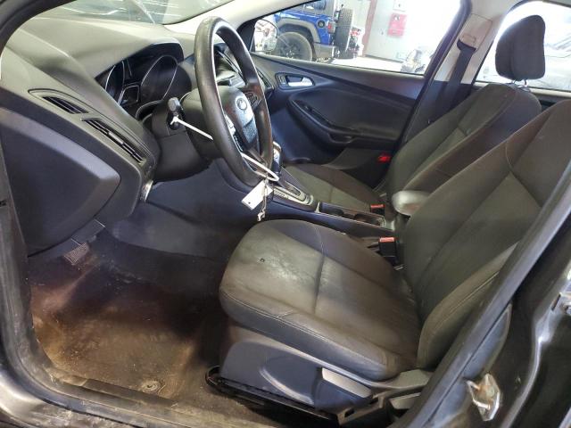 Sedans FORD FOCUS 2015 Szary