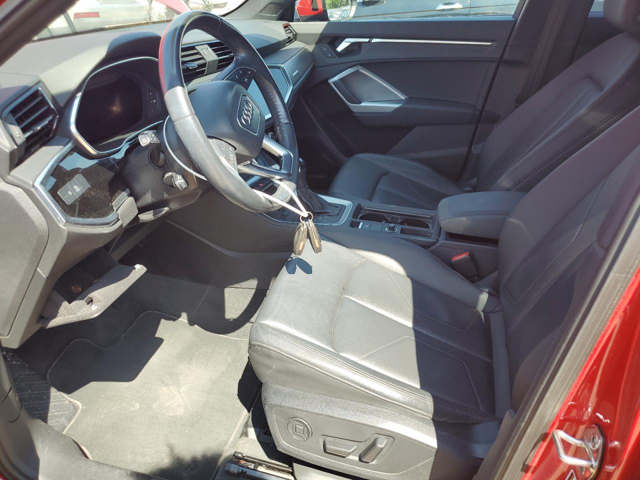 2019 Audi Q3 Premium Plus VIN: WA1BECF30K1066472 Lot: 64387775