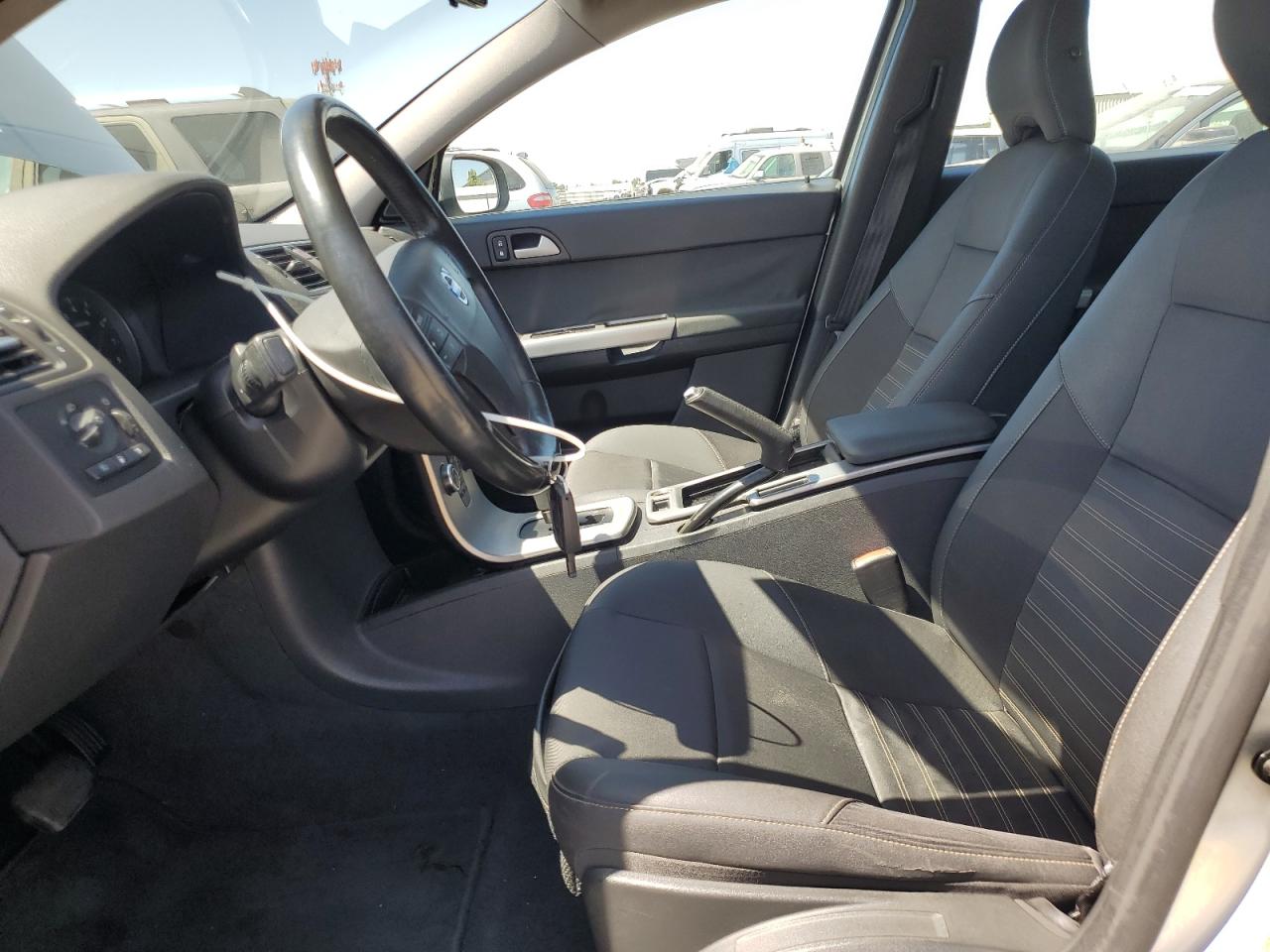 2009 Volvo V50 2.4I VIN: YV1MW390392459622 Lot: 64139955