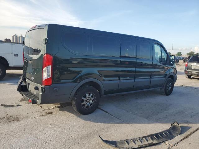 Minivans FORD TRANSIT 2017 Zielony