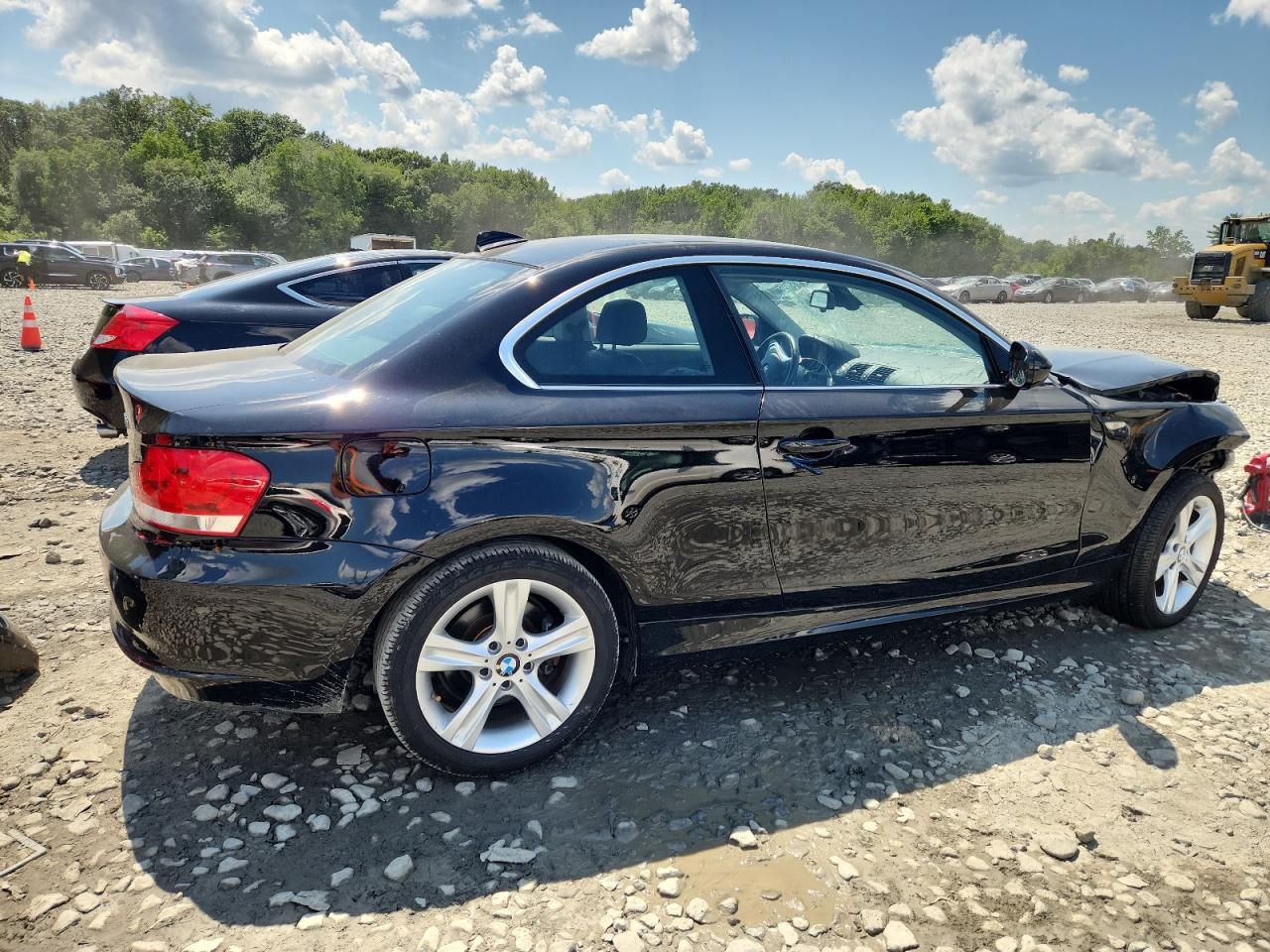 Фото: WBAUP7C58DVM55357